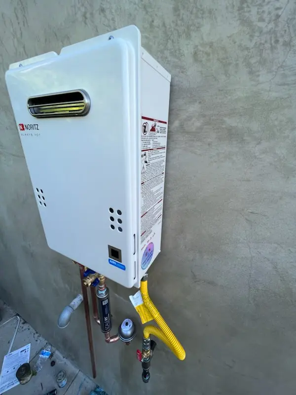 Tankless water heater installation for Paper Mills homes